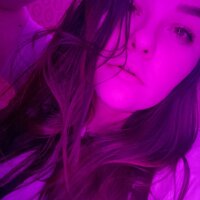 Mirabella_Gwen's Offline XXX Chat