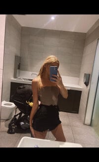 Show de cámara de sexo en directo de Queenbeeexoxo18