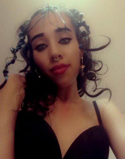 luna_petite11 Avatar