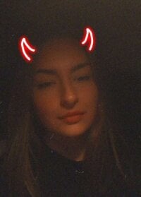 evellinehill's Offline Chat Room