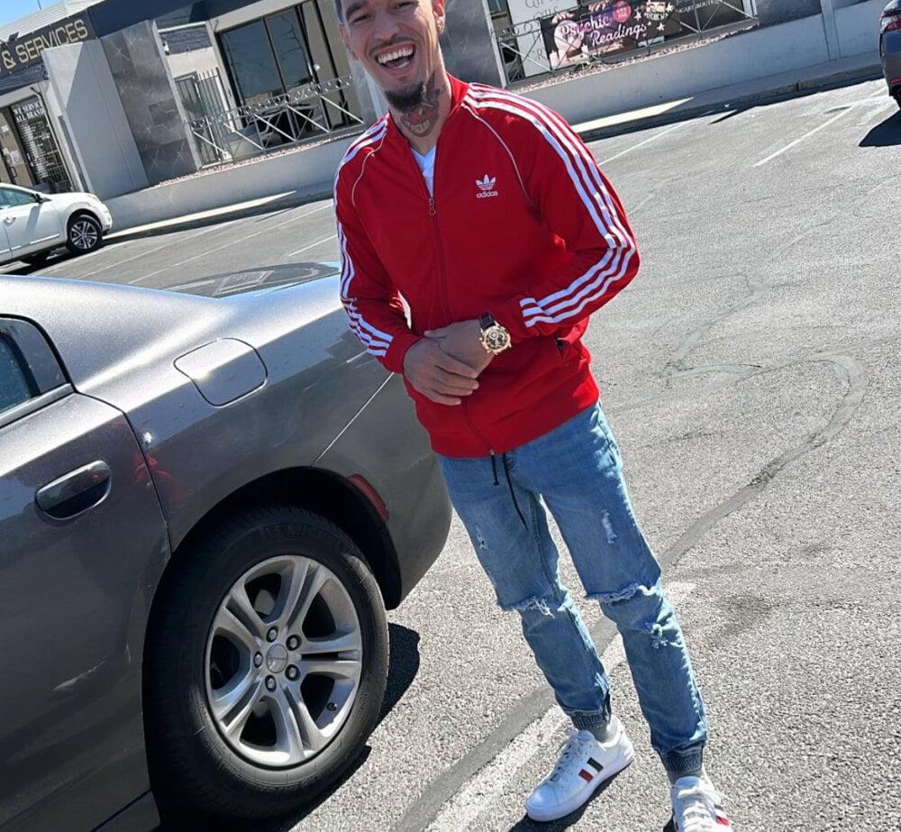 Chatroom XXX hors ligne de jmoneyyy216