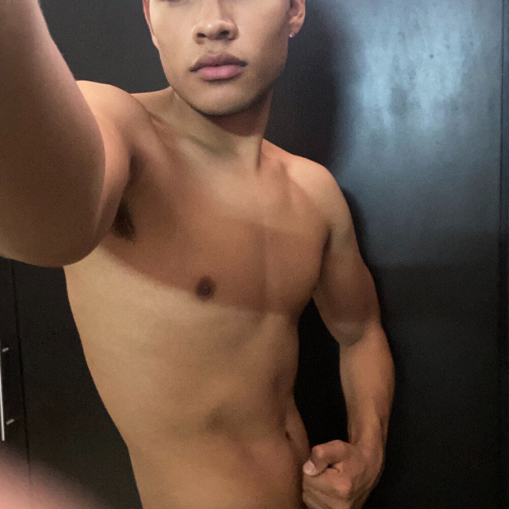 RavenBoy21 profile