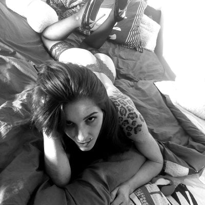 Ladymiforever 🚘 free nude webcam