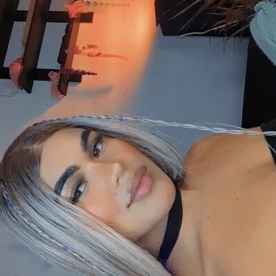 Kristiingaines Trans Bigballs Online Cam Strip