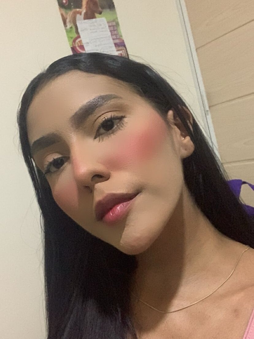 sophia_smiith69 profile