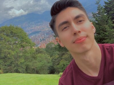 JahsHot Male Spanishspeaking Free Cam XXX