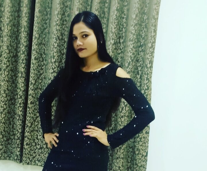 SHRUTI_09's Offline XXX Chat