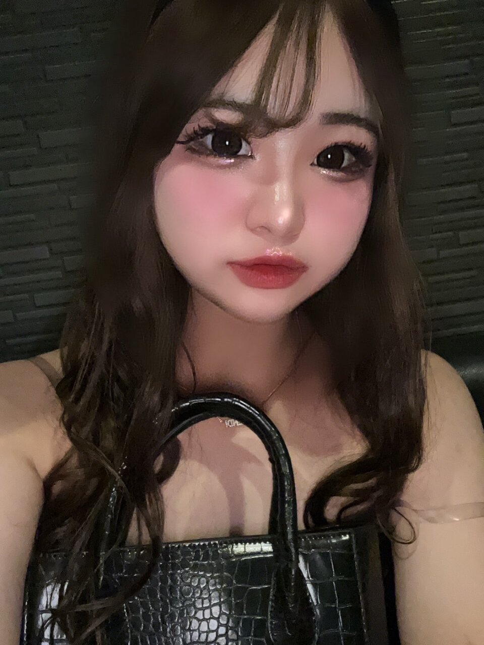 _Rika_v's Offline Chat Room