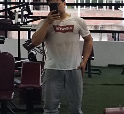 AxelWhitte Live Cam on StripChat