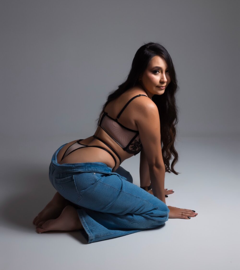 AlissaJoness profile