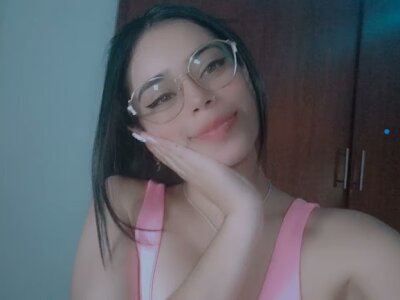 bellasun04 from stripchat