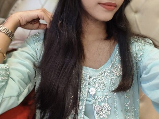 stripchat naina_hotti webcam profile pic via sexcams-joy.com