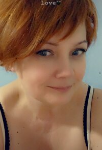AliceAliQax Chat Room offline