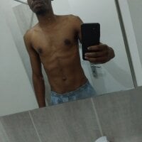 LWAZI_2304's webcam live show