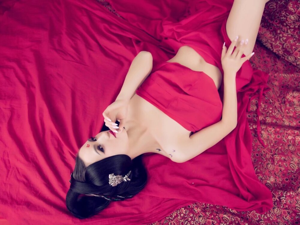 QiQi77 🛠 online sex chat