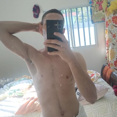 Jose5320_20 Male Twinks Free Webcam Naked