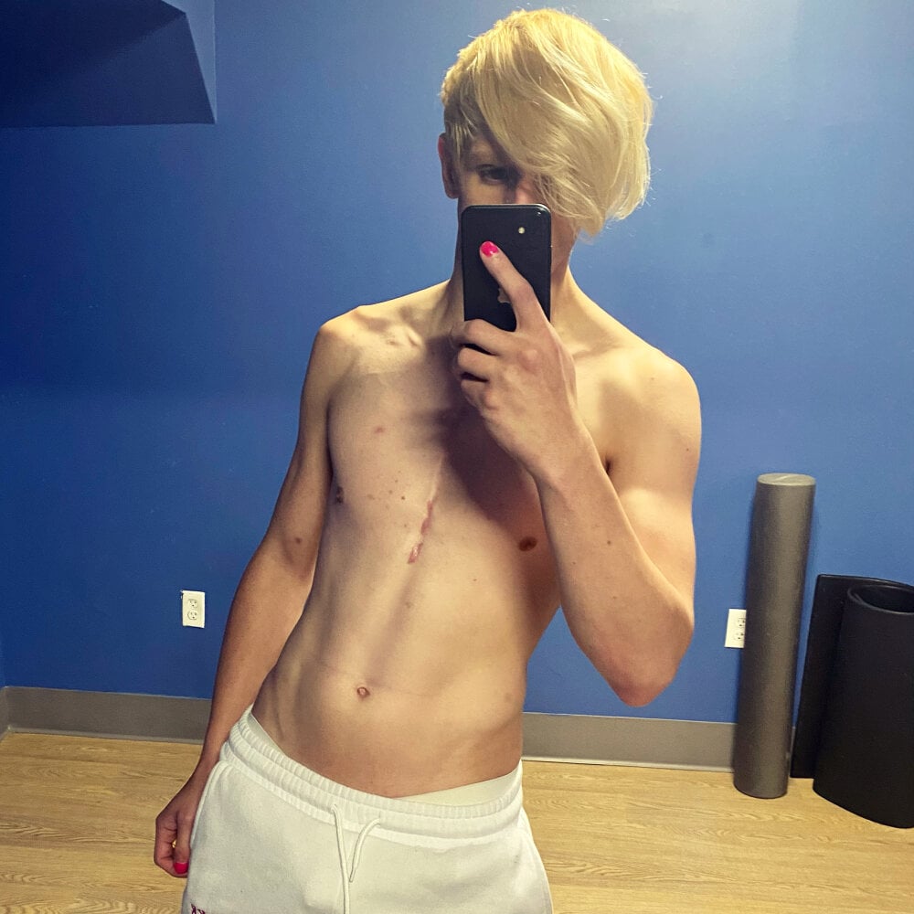 derrickdigbick from stripchat