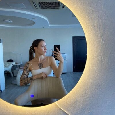 kitsuneone from stripchat