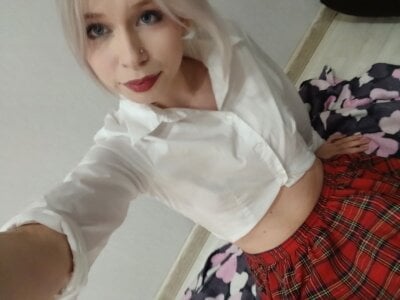 roleplay chatroom Milky Blonde