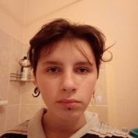 Emma_Mandes' Offline XXX Chat