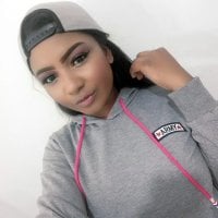 ebony_360's Offline Chat Room