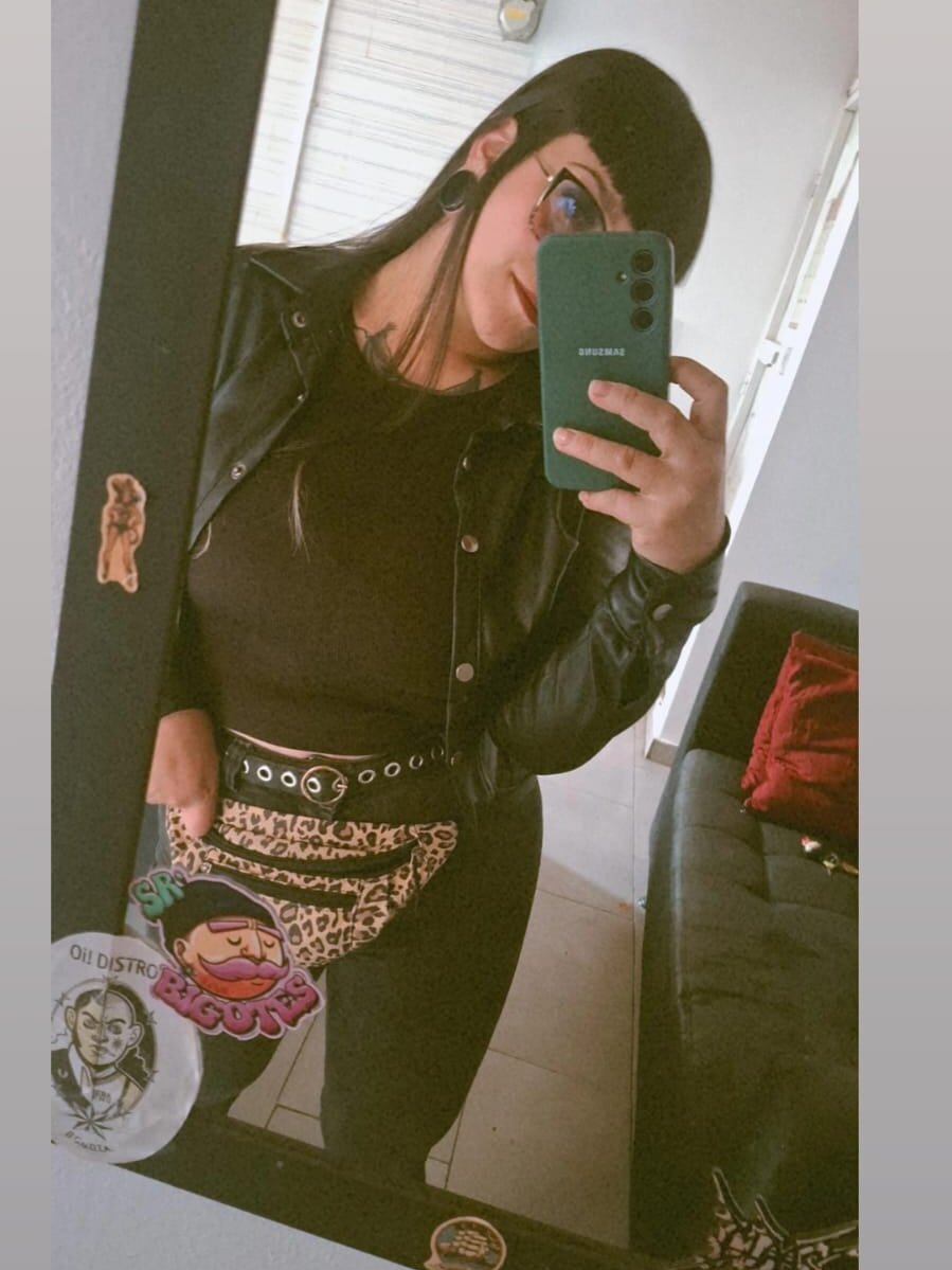 Violett_Novoa profile