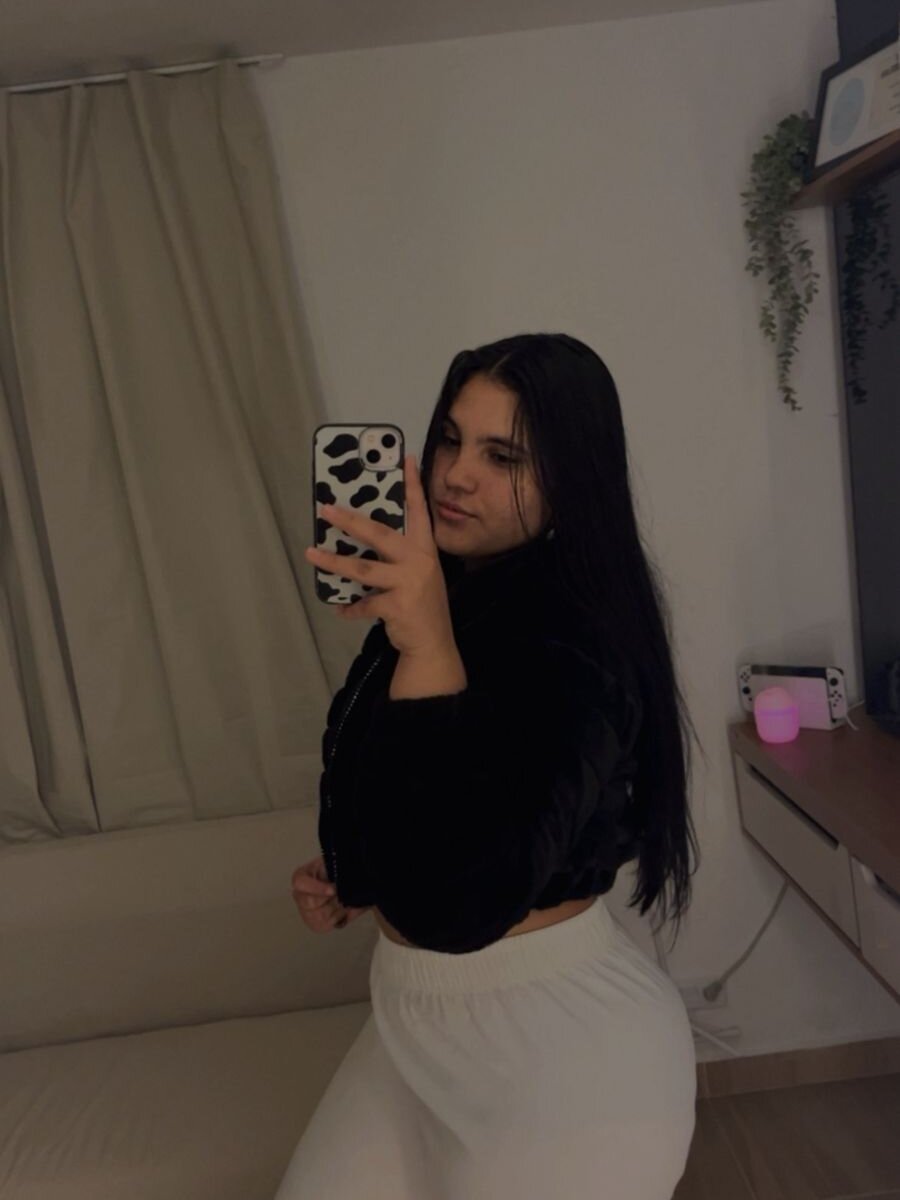 247camsex.com valery-444 livesex profile in deutsch cams