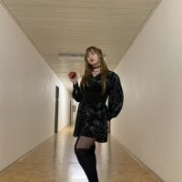 MaroonMoon_'s webcam live show