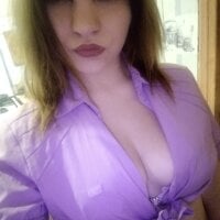 Lucy_Hartfilia's Offline Chat Room