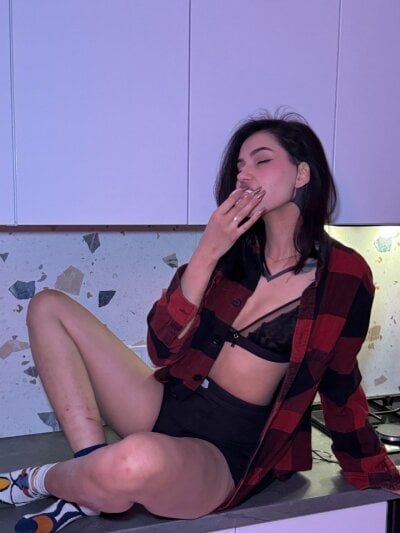 BuntyBoom Female Cameltoe Live Cam Sex