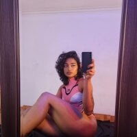 maddie_moon's Offline Chat Room