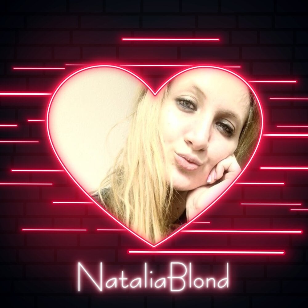 NataliaBlond's Offline Chat Room