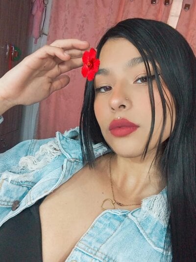Emilymooncs