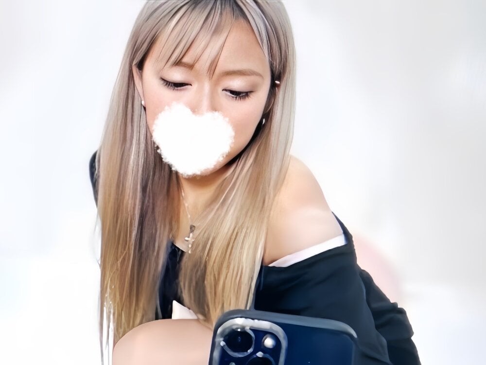 Chatroom XXX hors ligne de hana_ab