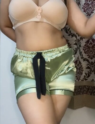 cute-sila from stripchat
