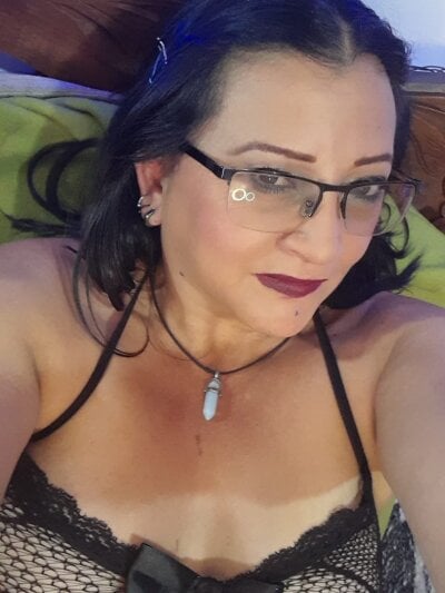 Vivianmature on StripChat