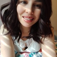 QueenElizabethh's Offline Chat Room