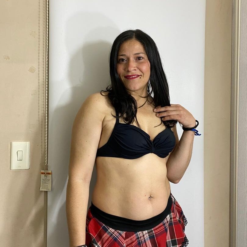 SKINNY_CUTE69's most recent online preview
