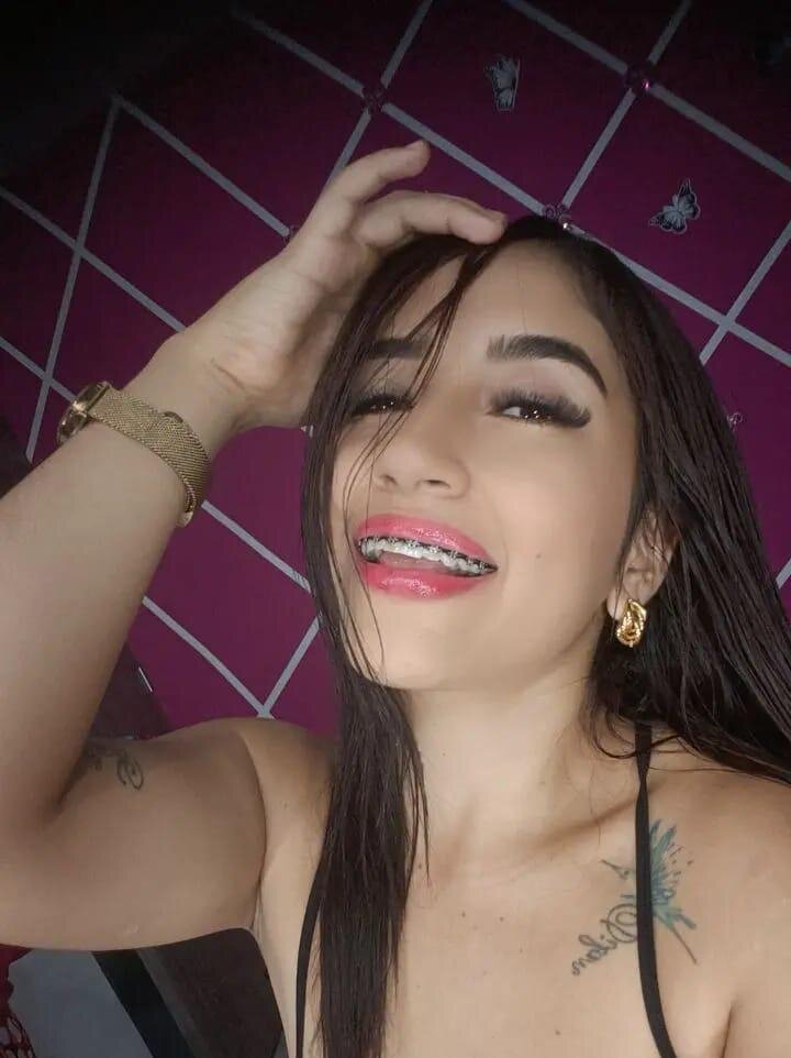 Mia_naughty_14