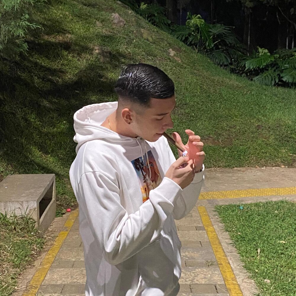 xz_Liam profile