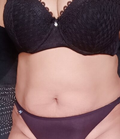 FacedOutgoer 👵 online sex chat
