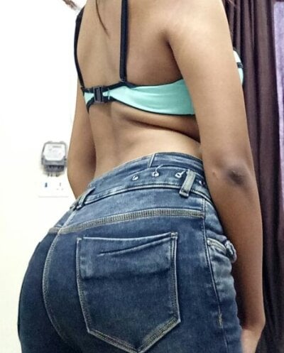 Bad_Girl_Kayra69 private show