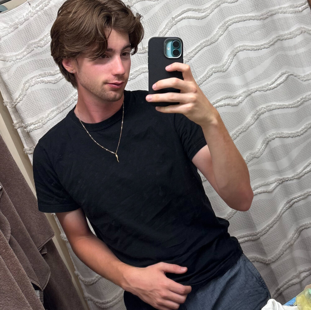 gusto05 from stripchat