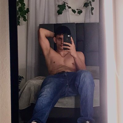 Jordy_bat Male Smoke Online Webcam Chat