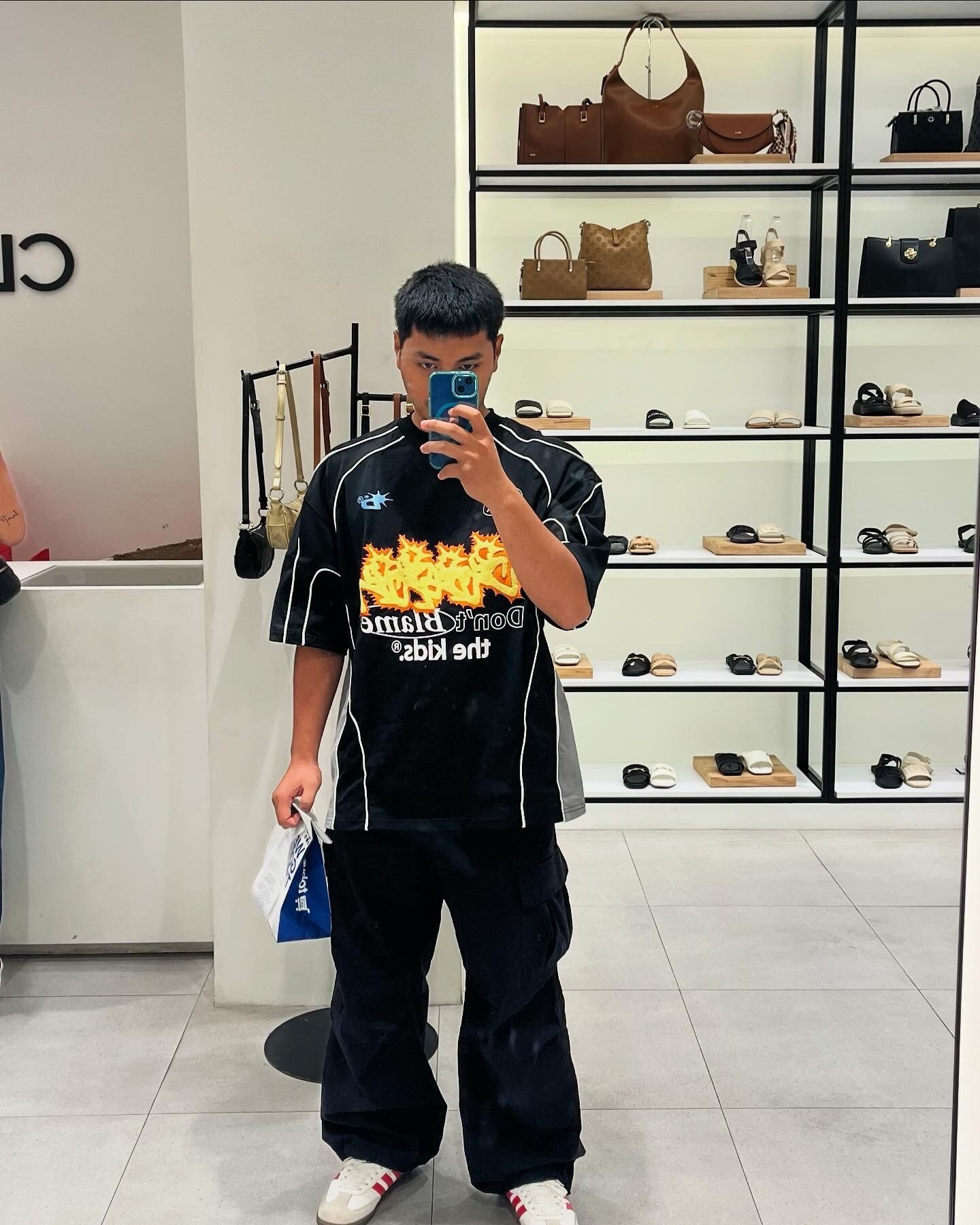 DarkGrey_