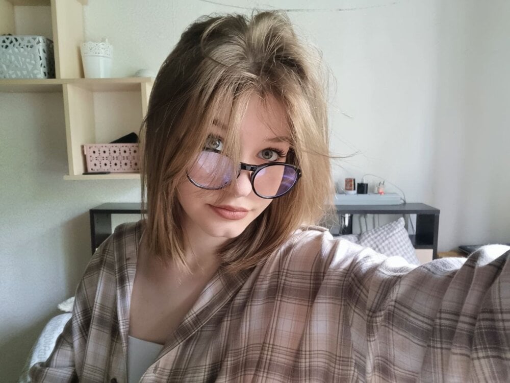 LuchaGrey 👖 webcam chat