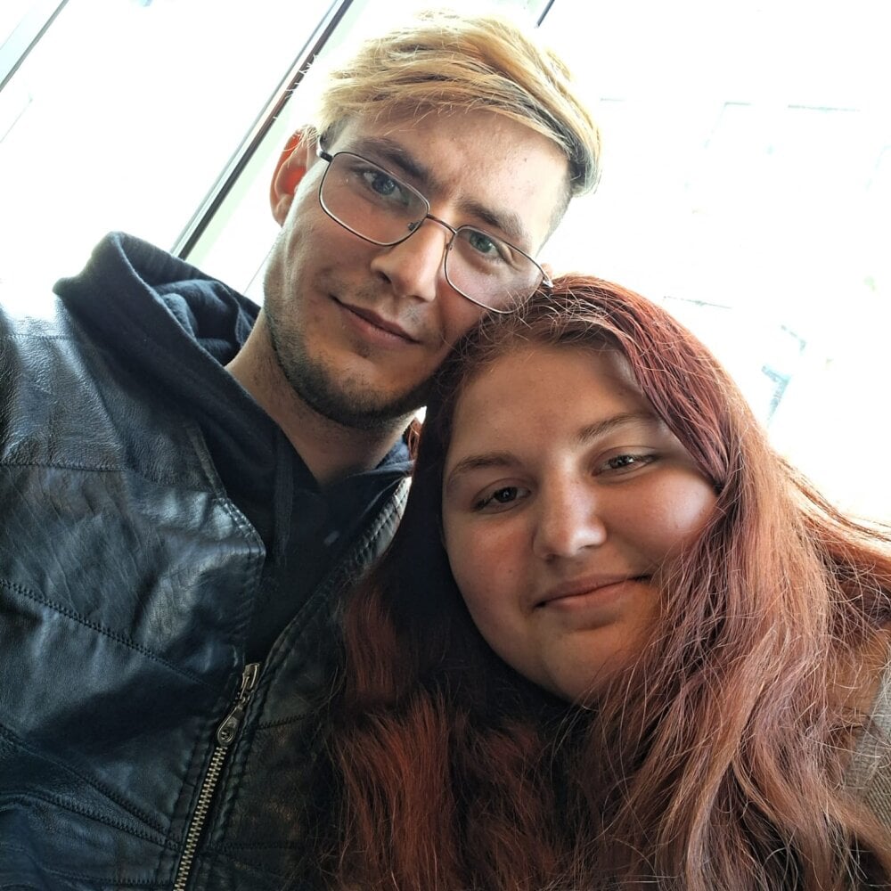 Gamerboy_and_Gamergirl profile