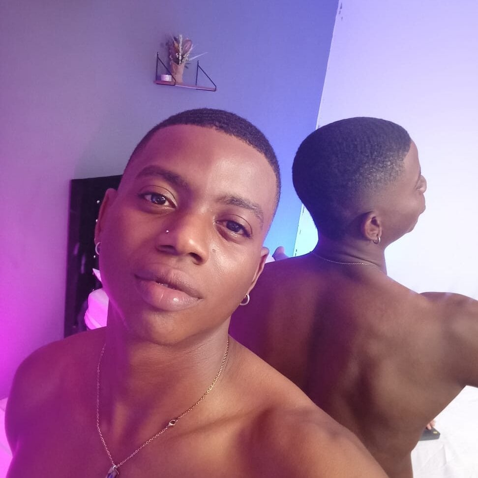 Live sex webcam photo for kerely_jhan #279592093