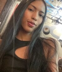 sofia__dream's Offline Chat Room