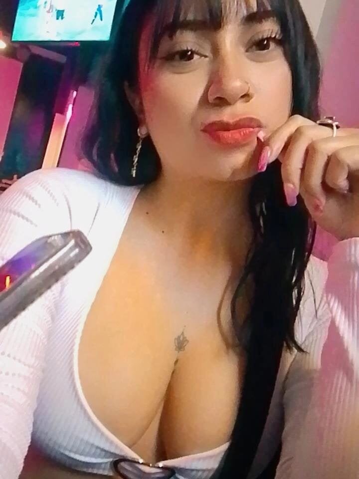 Vivi__honey profile